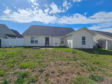 Main picture of 241 Huntington Dr