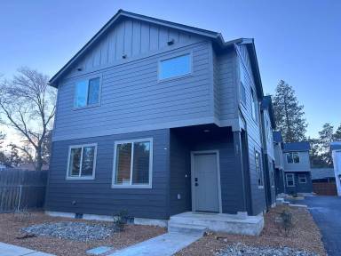 Main picture of 823 SE 5th St