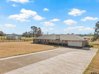 Main picture of 537 County Road 2630
