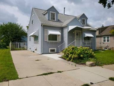 Main picture of 137 Hope Ave