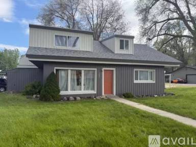 Main picture of 485 N 15th E