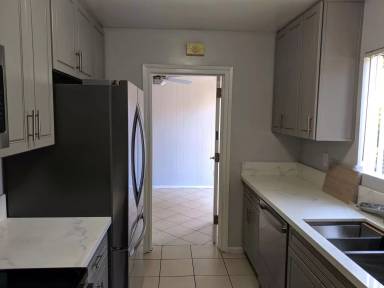 Main picture of 835 S Norton Ave