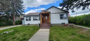 Main picture of 417 S 12th Ave