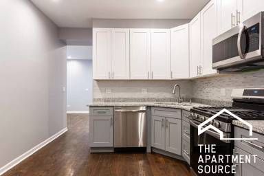 Main picture of 2525 W Division St