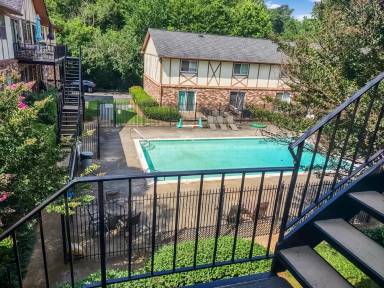 Main picture of 1179 Church St