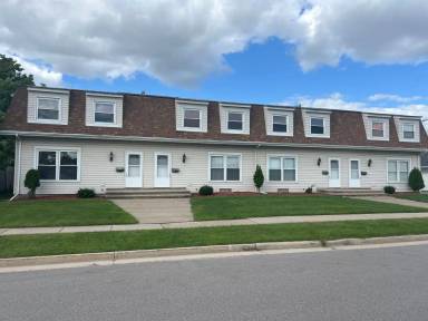 Main picture of 717 Fairwood Dr