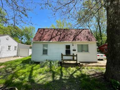 Main picture of 606 N James St