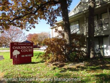 Main picture of 701 Oakwood Ln