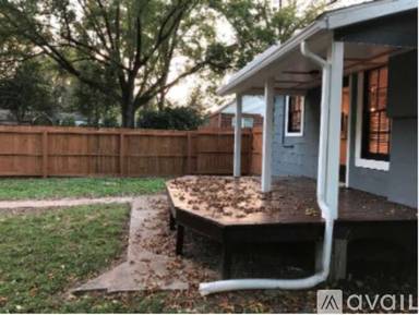 Main picture of 245 Morton Ave