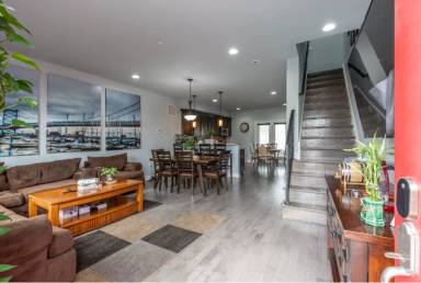 Main picture of 2632 Ritter St