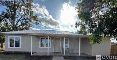 Main picture of 109 Leon St