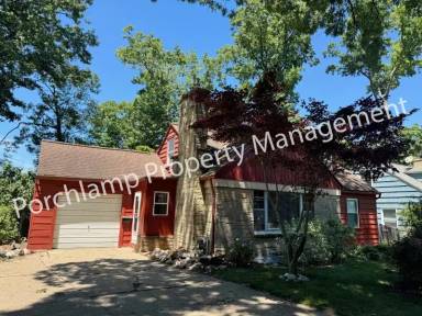 Main picture of 2615 Coit Ave NE