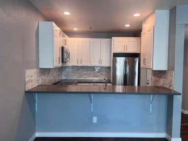 Main picture of 411 Park Avenue Apartments