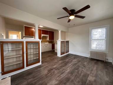 Main picture of 1502 N Appleton St