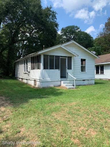 Main picture of 111 S Palm St