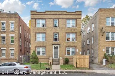 Main picture of 1670 Broad St