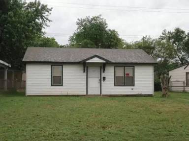 Main picture of 100 SE 51st St