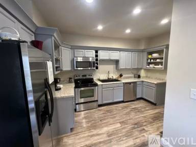 Main picture of 2300 Lexington Ave