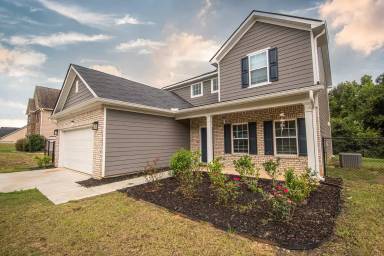 Main picture of 57 White Pine Way