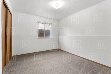 Main picture of 107 W 3rd St
