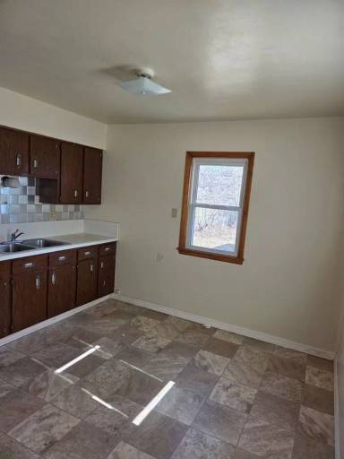 Main picture of 5054 N 56th St