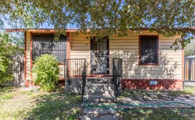 Main picture of 231 Bradford