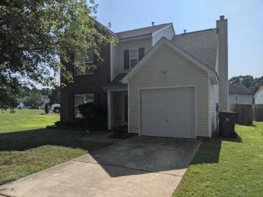 Main picture of 1111 Delander Ln