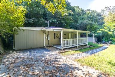 Main picture of 814 Gnatty Branch Rd