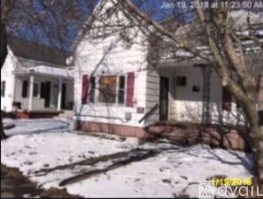 Main picture of 514 W Lincoln St