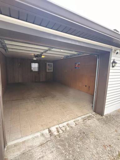 Main picture of 1204 E Main St