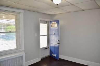Main picture of 6234 N Norwood St