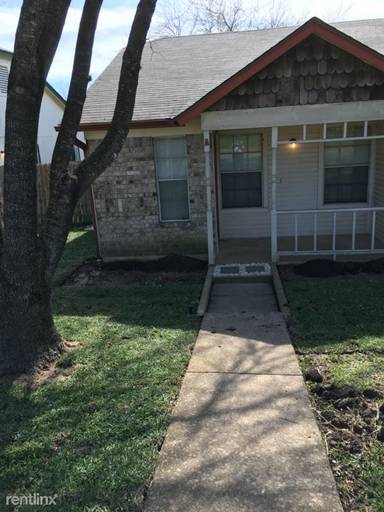 Main picture of 7915 West Gate Blvd