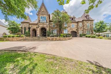 Main picture of 521 Coyote Rd