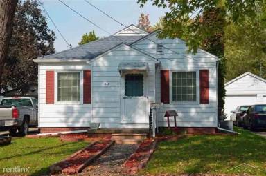 Main picture of 1532 Beech St
