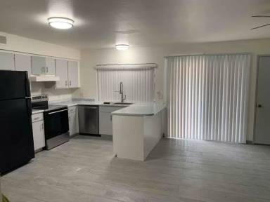 Main picture of 3019 N 57th Dr