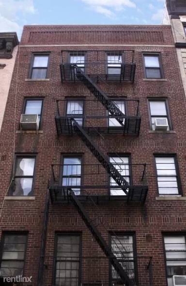 Main picture of 284 East 10th St