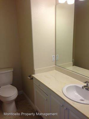 Main picture of 389 W Summerfield Cir