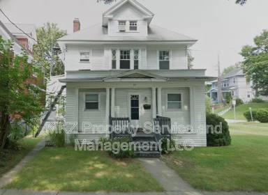 Main picture of 288 W Lawrence St