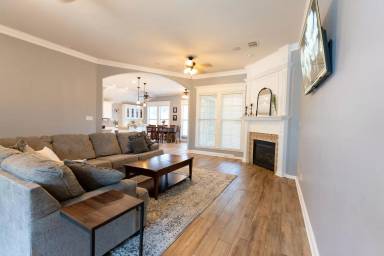 Main picture of 1021 Cressmont St