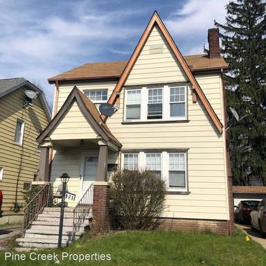 Main picture of 971 Selwyn Rd