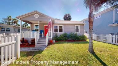 Main picture of 541 Lora St