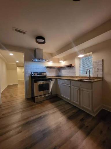 Main picture of 5423 Lebanon Ave