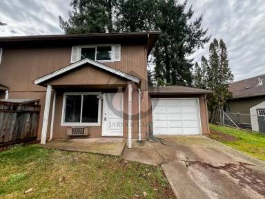 Main picture of 4825 Skyline Rd S