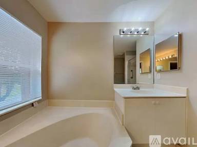 Main picture of 8853 Shawnee St