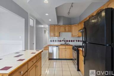 Main picture of 504 Talbot Ave