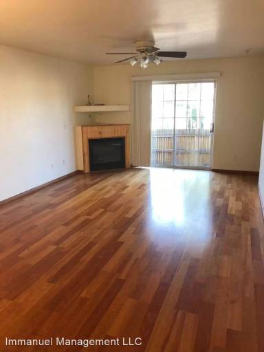 Main picture of 1196 E Olivine Way