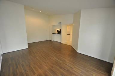 Main picture of 20730 NE 4th Pl