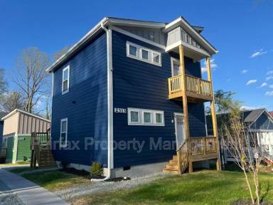 Main picture of 2313 Owen St