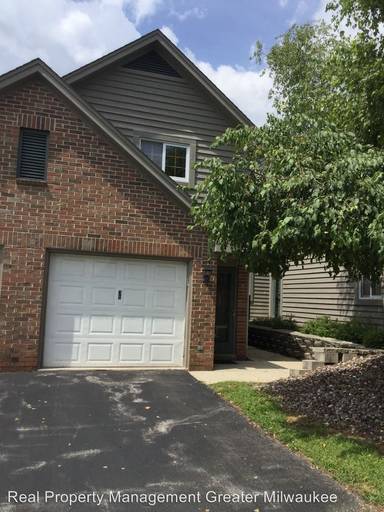 Main picture of 18695 Brookfield Lake Ct