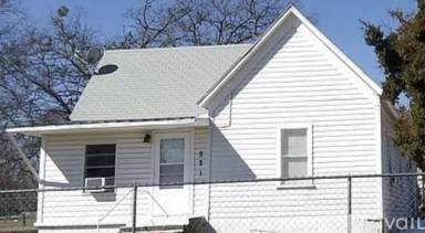Main picture of 521 N Cage St